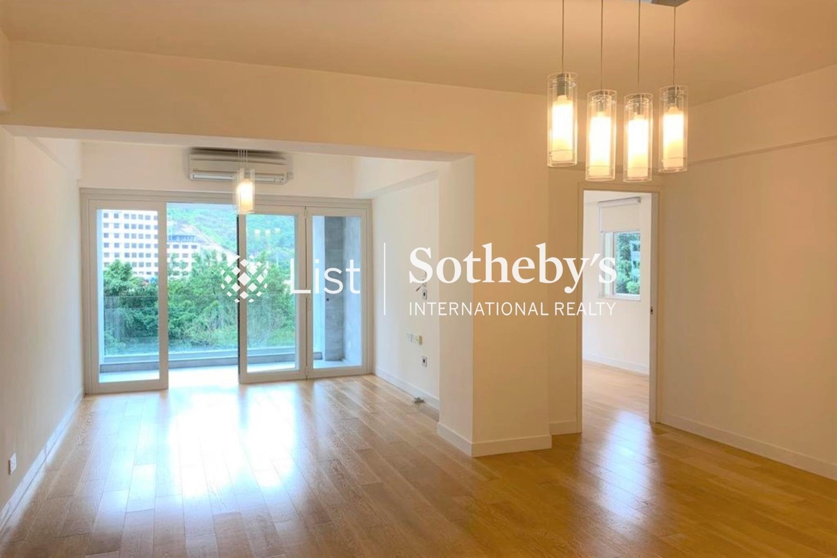 Green Valley Mansion 翠谷樓 | Living and Dining Room