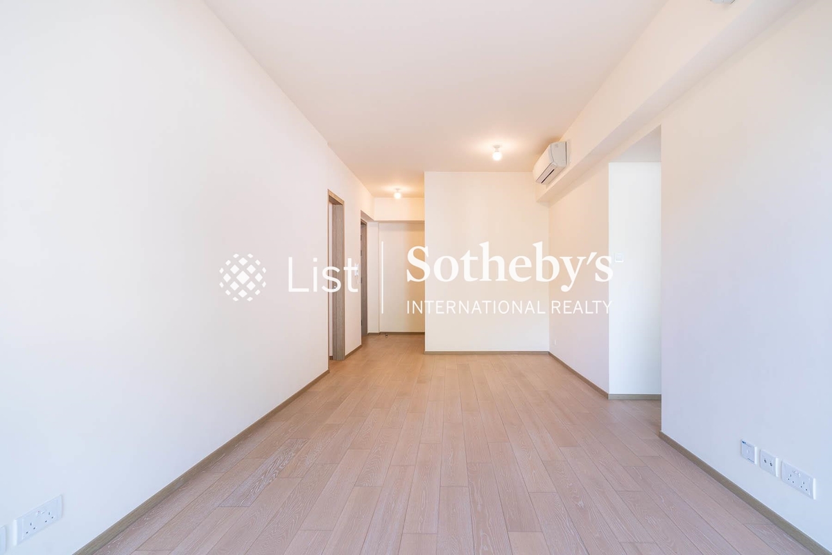 Island Garden 香島 | Living and Dining Room