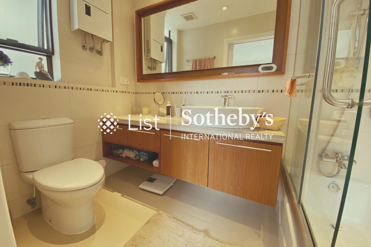 Robinson Garden Apartment 羅便臣花園大廈 | Master Bathroom