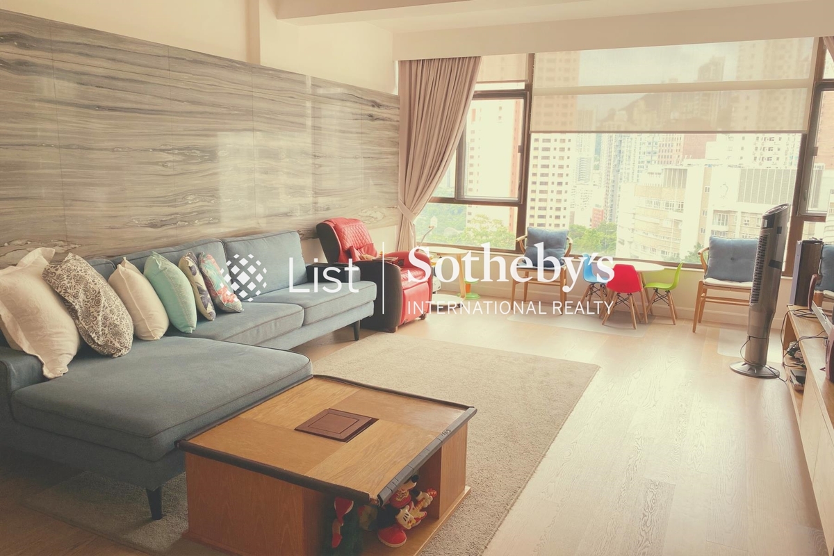 Robinson Garden Apartment 羅便臣花園大廈 | Living and Dining Room