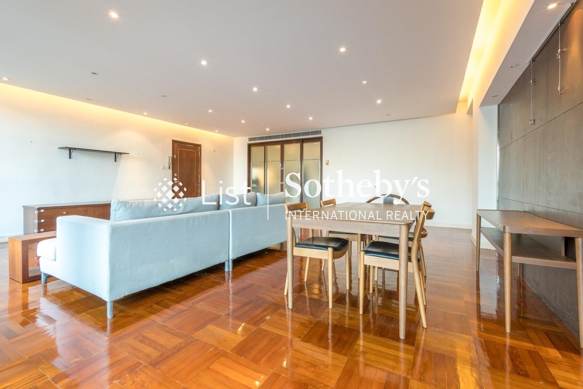 Robinson Garden Apartment 羅便臣花園大廈 | Living and Dining Room