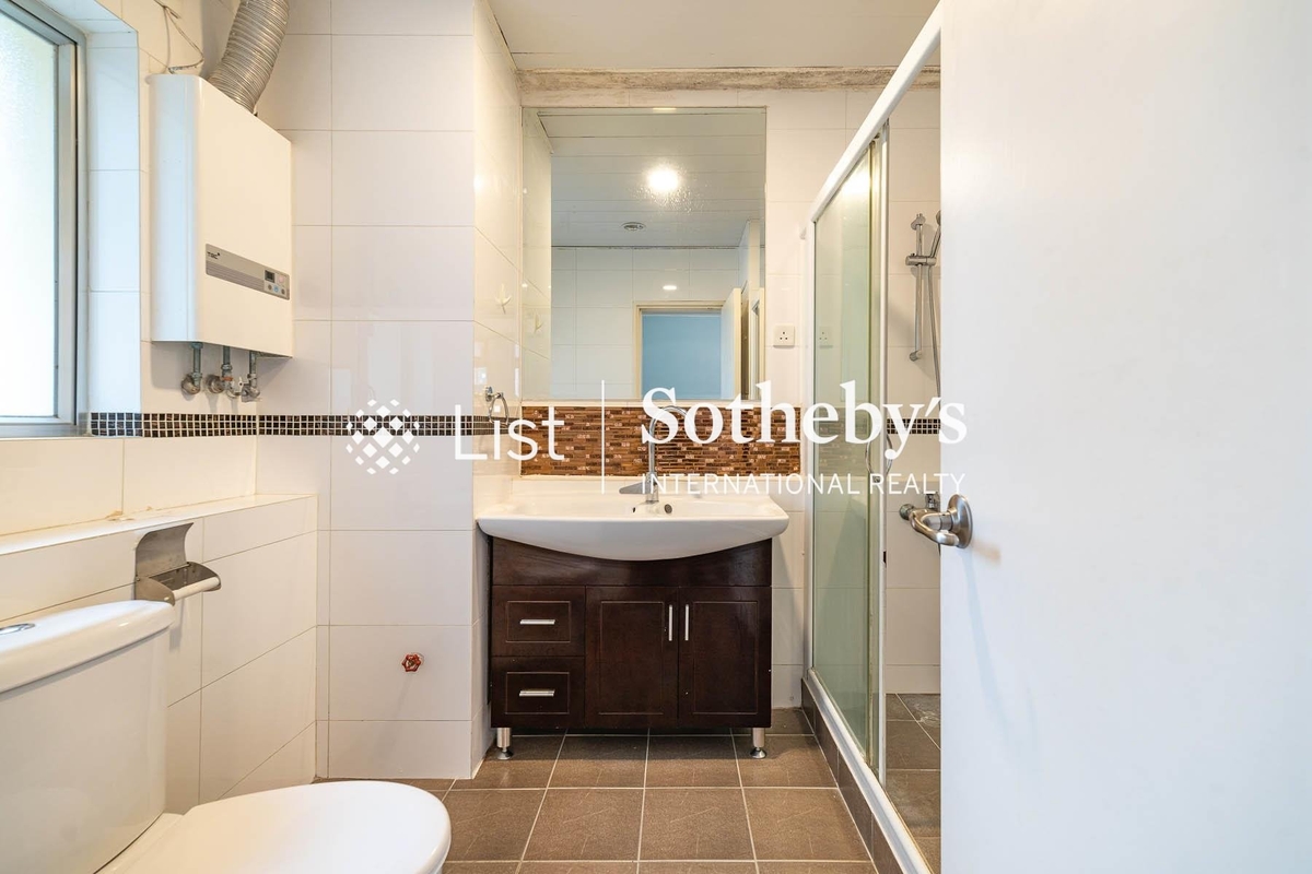 Palm Court 棕櫚閣 | Master Bathroom