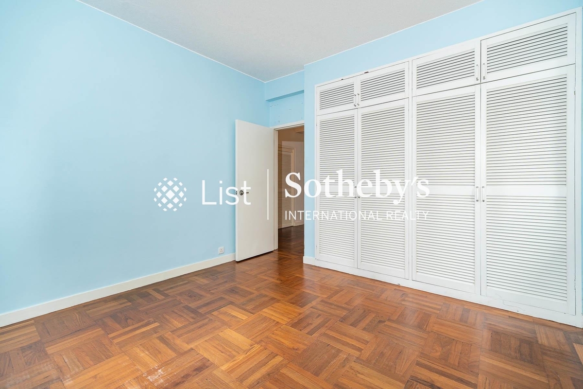 Palm Court 棕櫚閣 | Second Bedroom