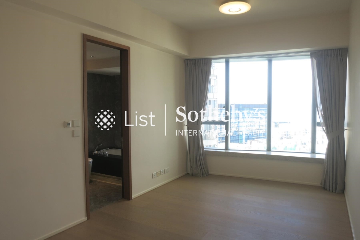 Mount Parker Residences Mount Parker Residences | Master Bedroom