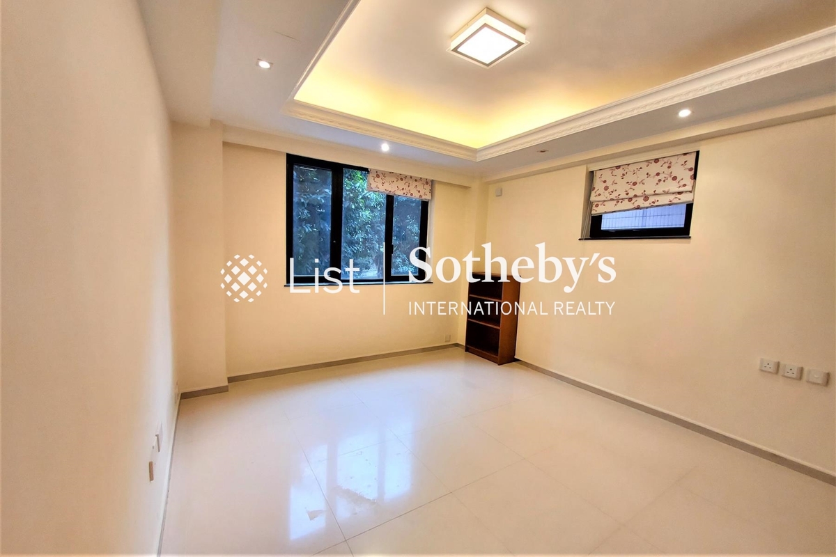 Belmont Court 清暉大廈 | Third Bedroom