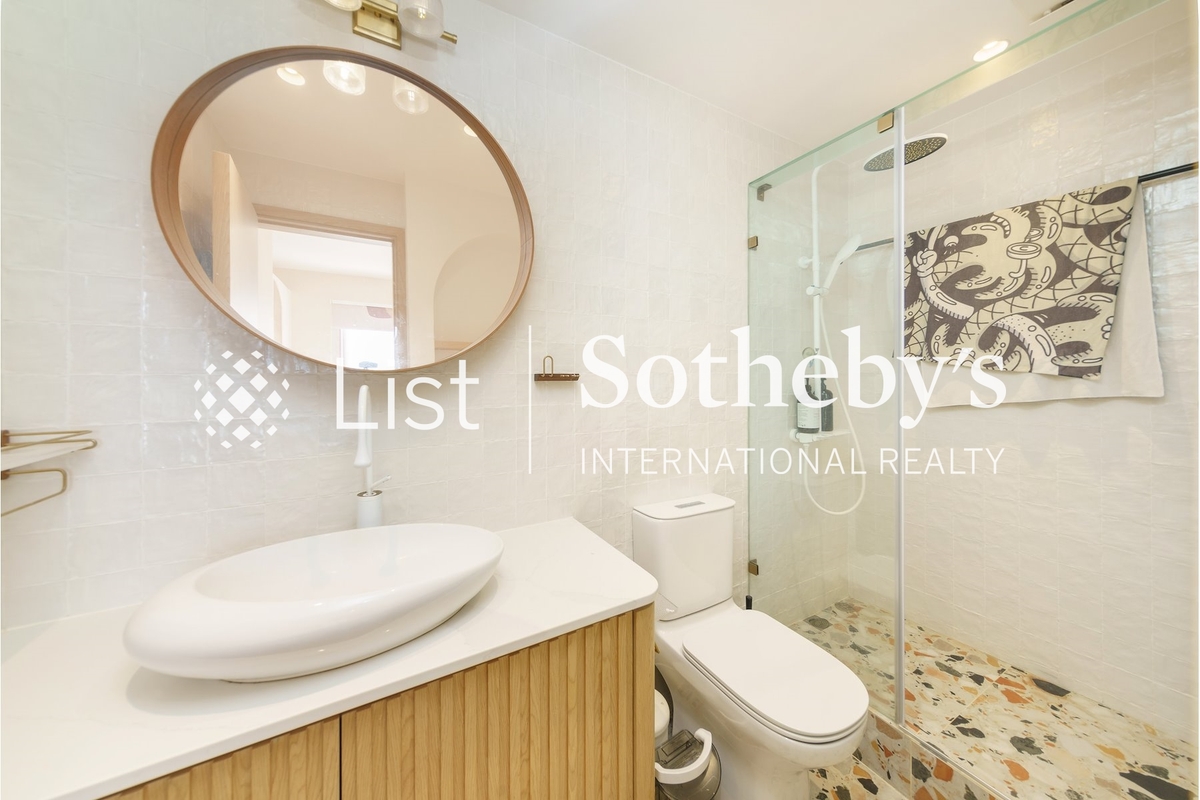 Coral Court 珊瑚閣 | Master Bathroom