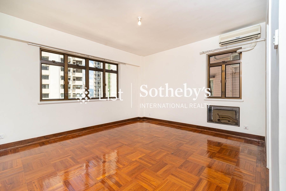 Alpine Court 嘉賢大廈 | Master Bedroom