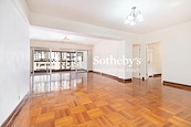 Alpine Court 嘉賢大廈 | Living and Dining Room