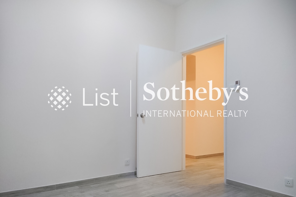 Robinson Mansion 羅便臣大廈 | Third Bedroom