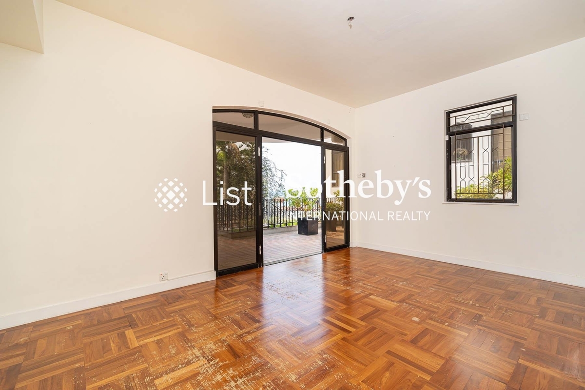 Magnolia Villas 百合苑 | Dining Room