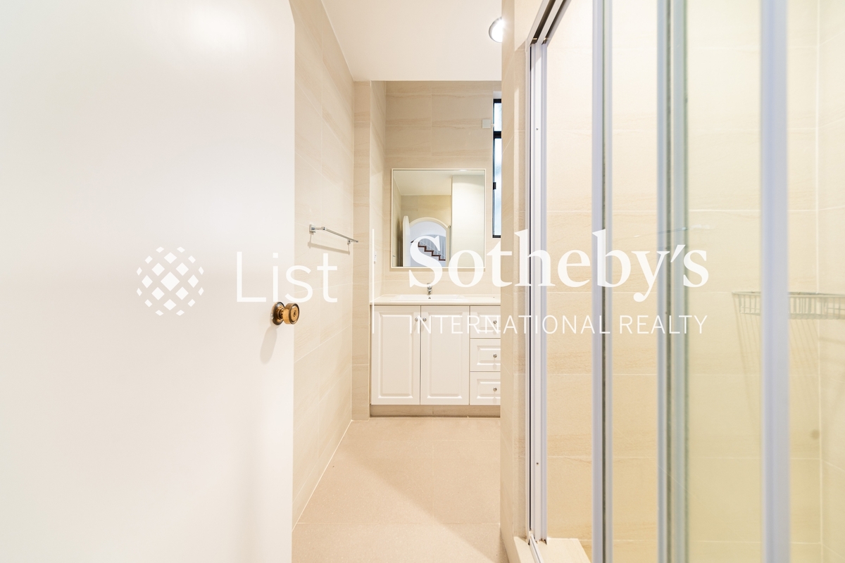 Magnolia Villas 百合苑 | Guest Bathroom