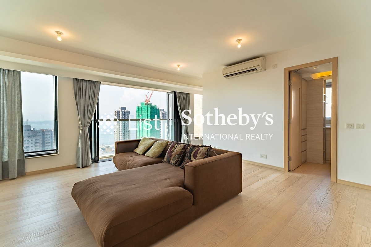 Altro 懿山 | Living and Dining Room