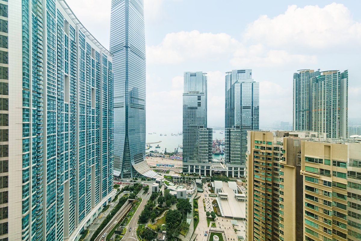 The Arch 凱旋門 | View from Living and Dining Room