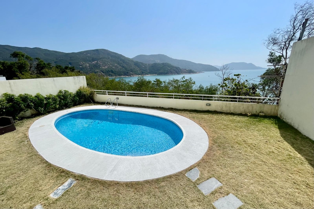 Redhill Peninsula 红山半岛 | Private swimming Pool