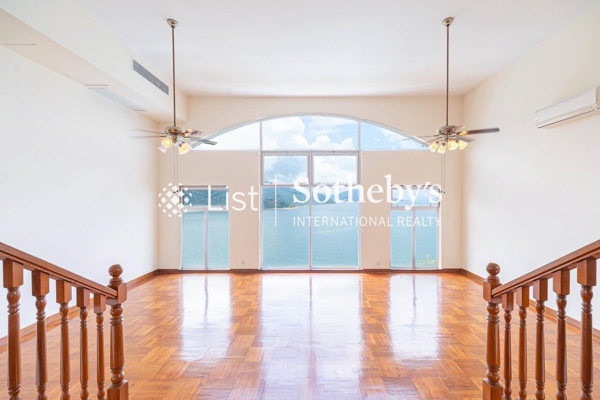 Redhill Peninsula 紅山半島 | Living Room