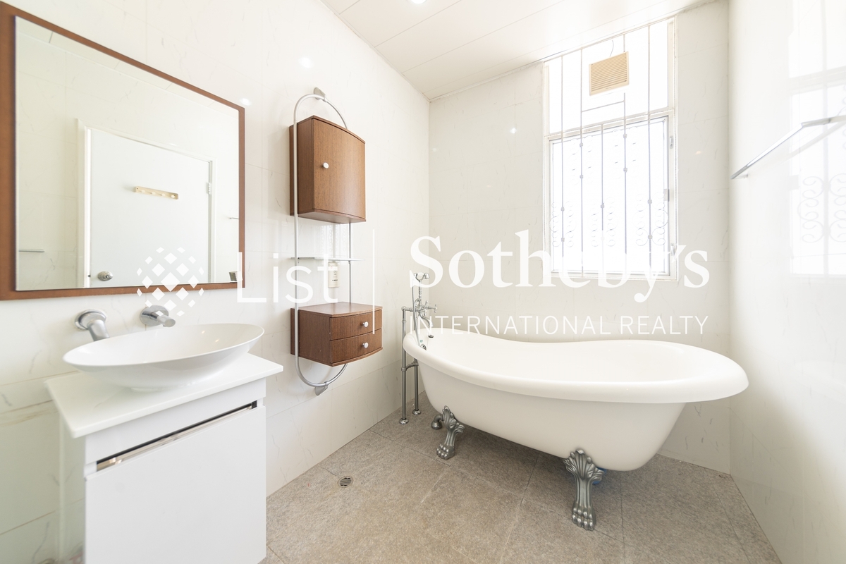 Redhill Peninsula 紅山半島 | Master Bathroom