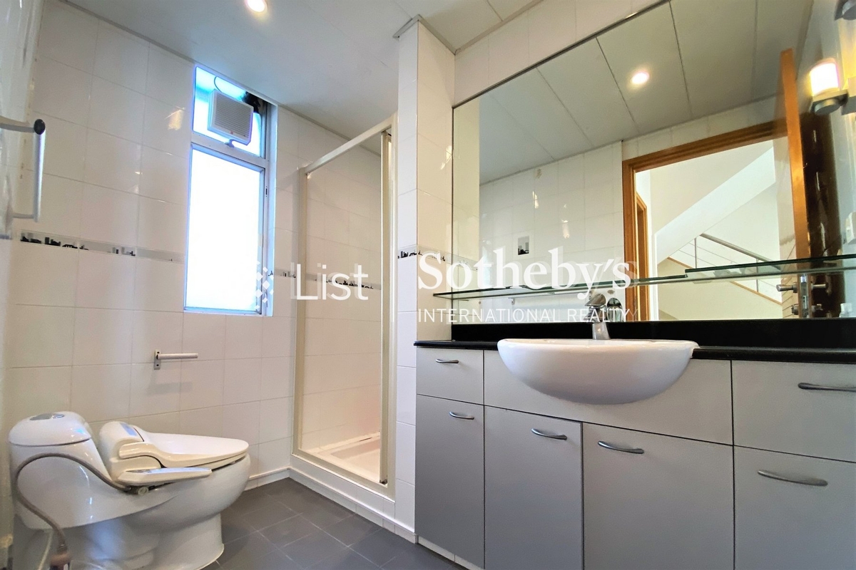 Redhill Peninsula 红山半岛 | Guest Bathroom