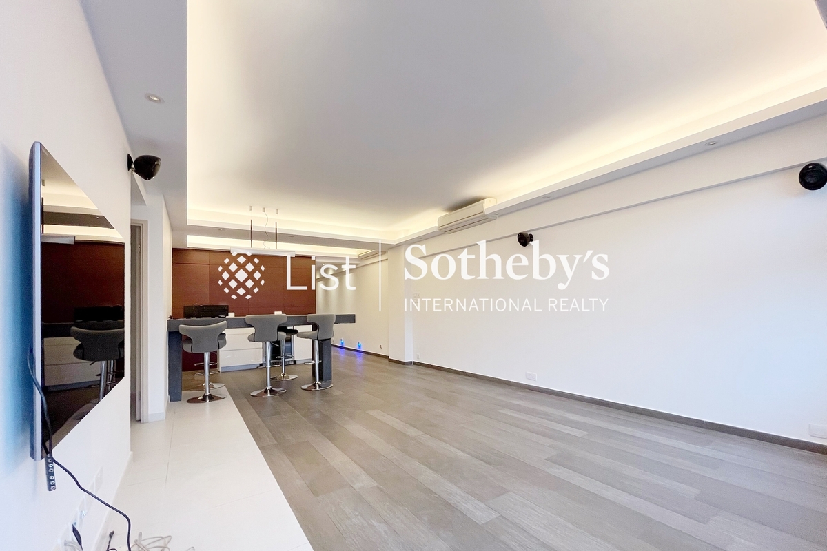 Arts Mansion 雅诗大厦 | Living and Dining Room