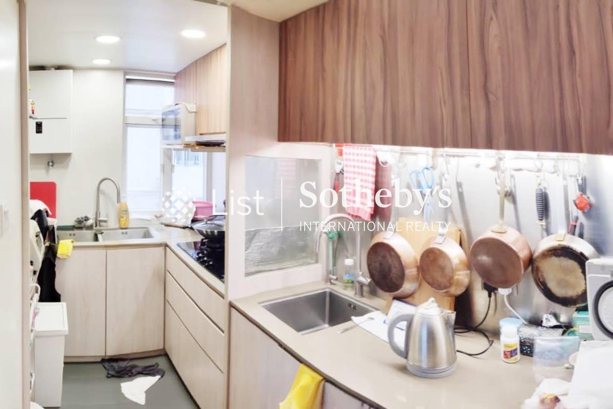 Arts Mansion 雅詩大廈 | Open Kitchen