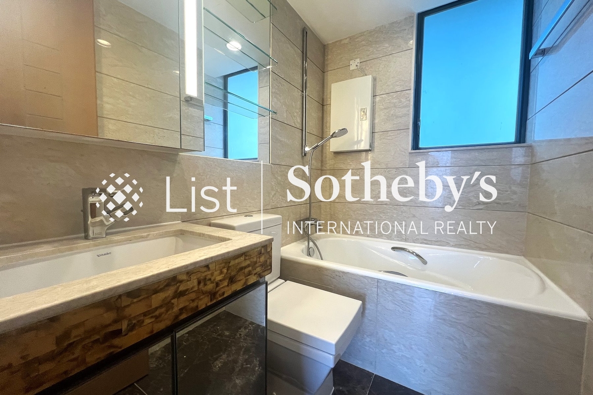 Belcher's Hill 宝雅山 | Guest Bathroom