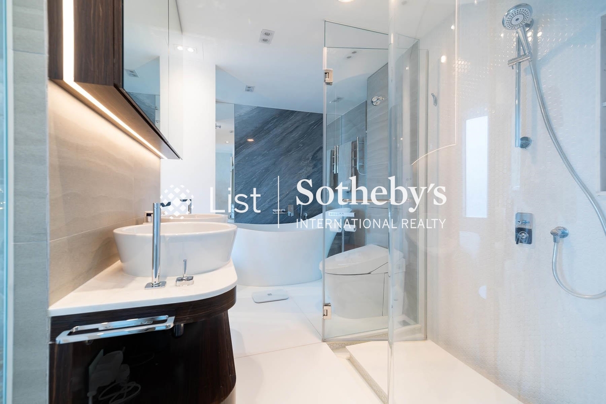 Belcher's Hill 寶雅山 | Master Bathroom