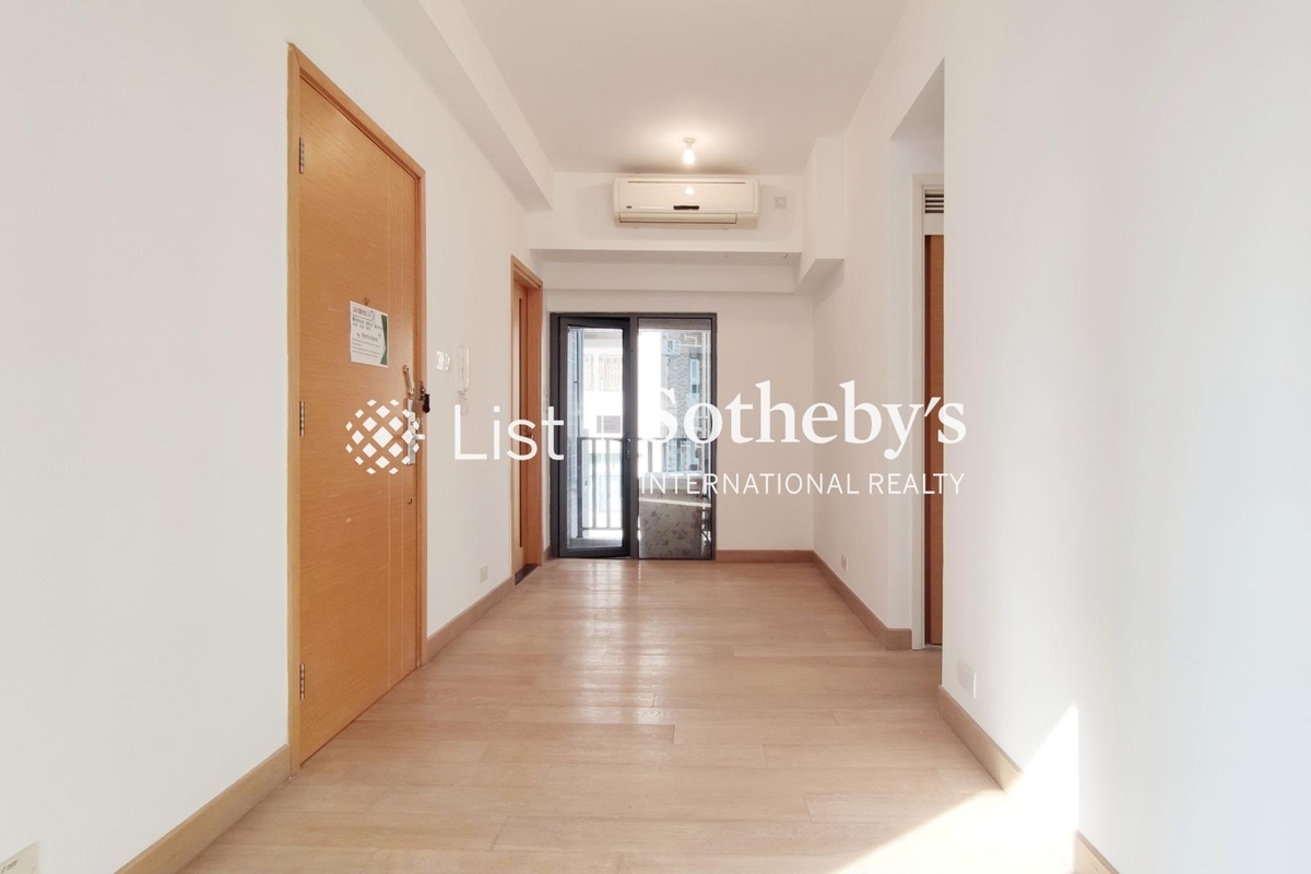 High Park 99 蔚峰 | Living and Dining Room