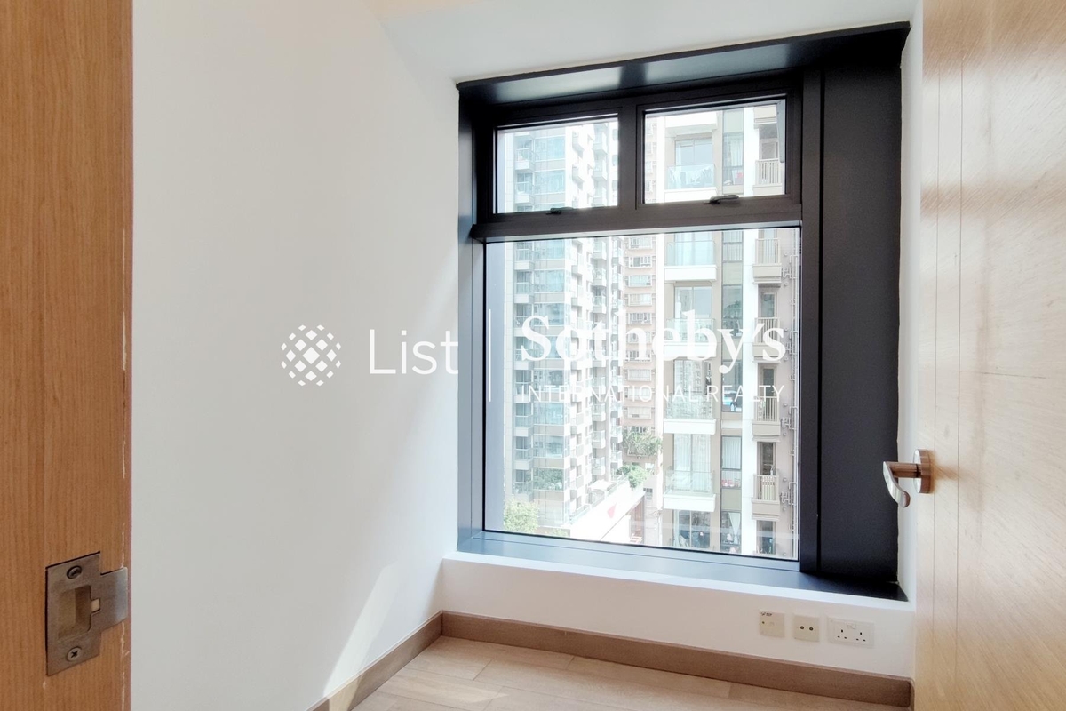 High Park 99 蔚峰 | Second Bedroom