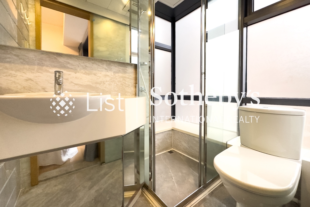 High Park 99 蔚峰 | Master Bathroom