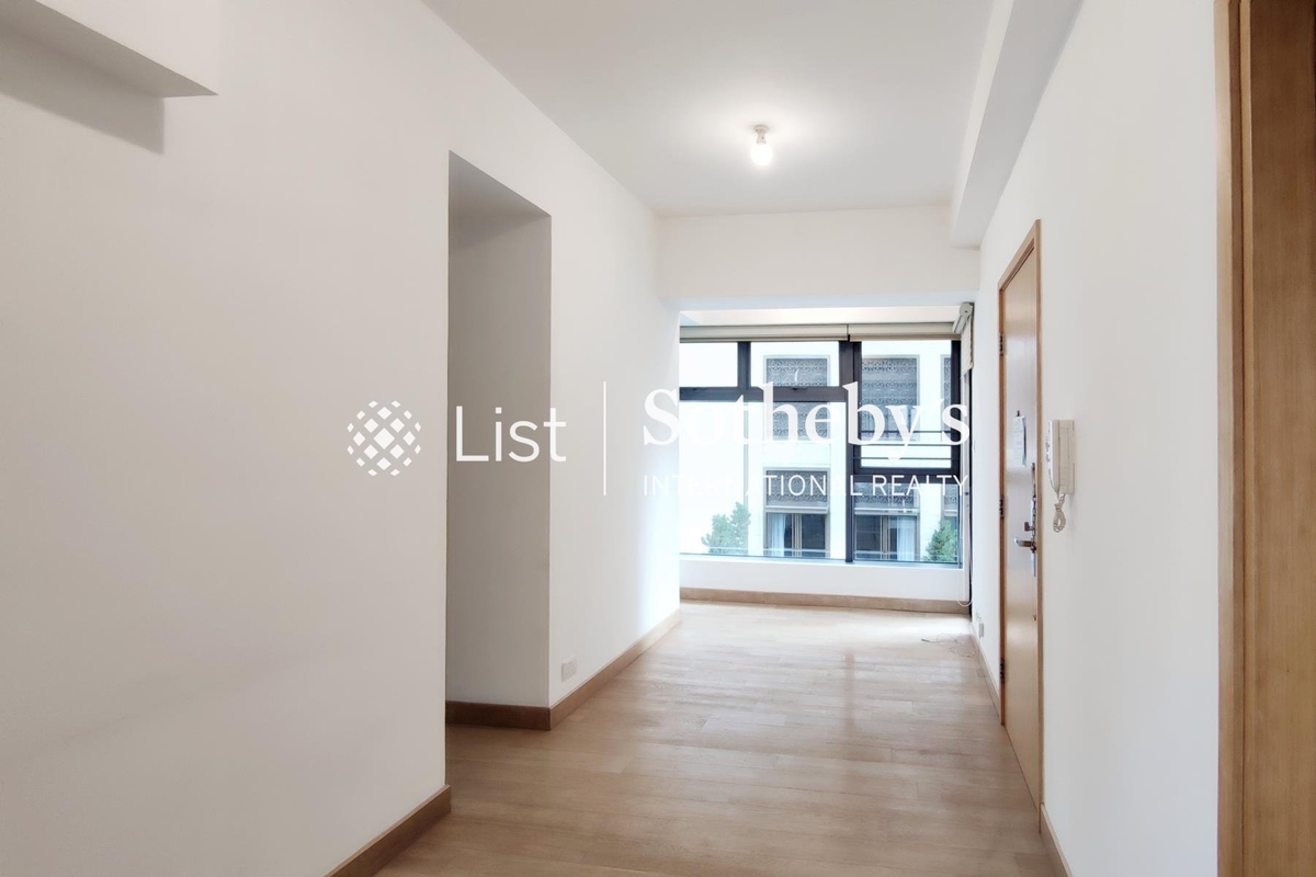 High Park 99 蔚峰 | Living and Dining Room