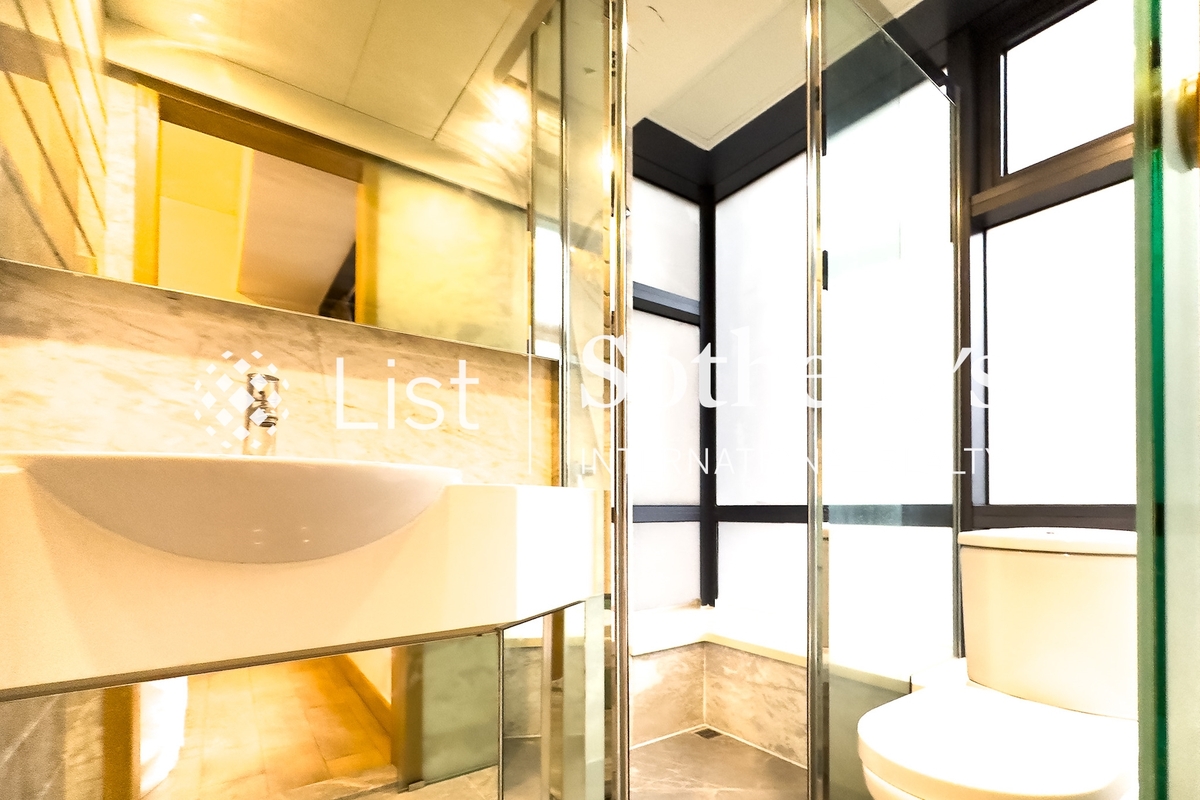 High Park 99 蔚峰 | Master Bathroom