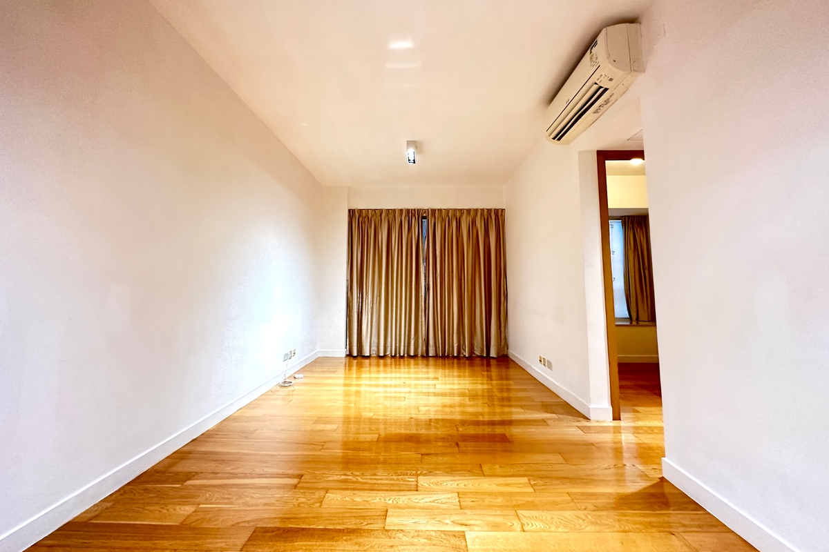 Island Lodge 港涛轩 | Living and Dining Room