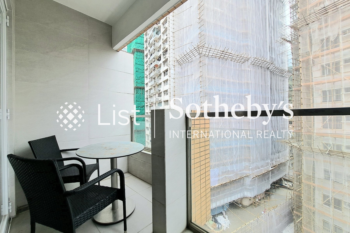 Igloo Residence 意庐小筑 | Balcony off Living and Dining Room