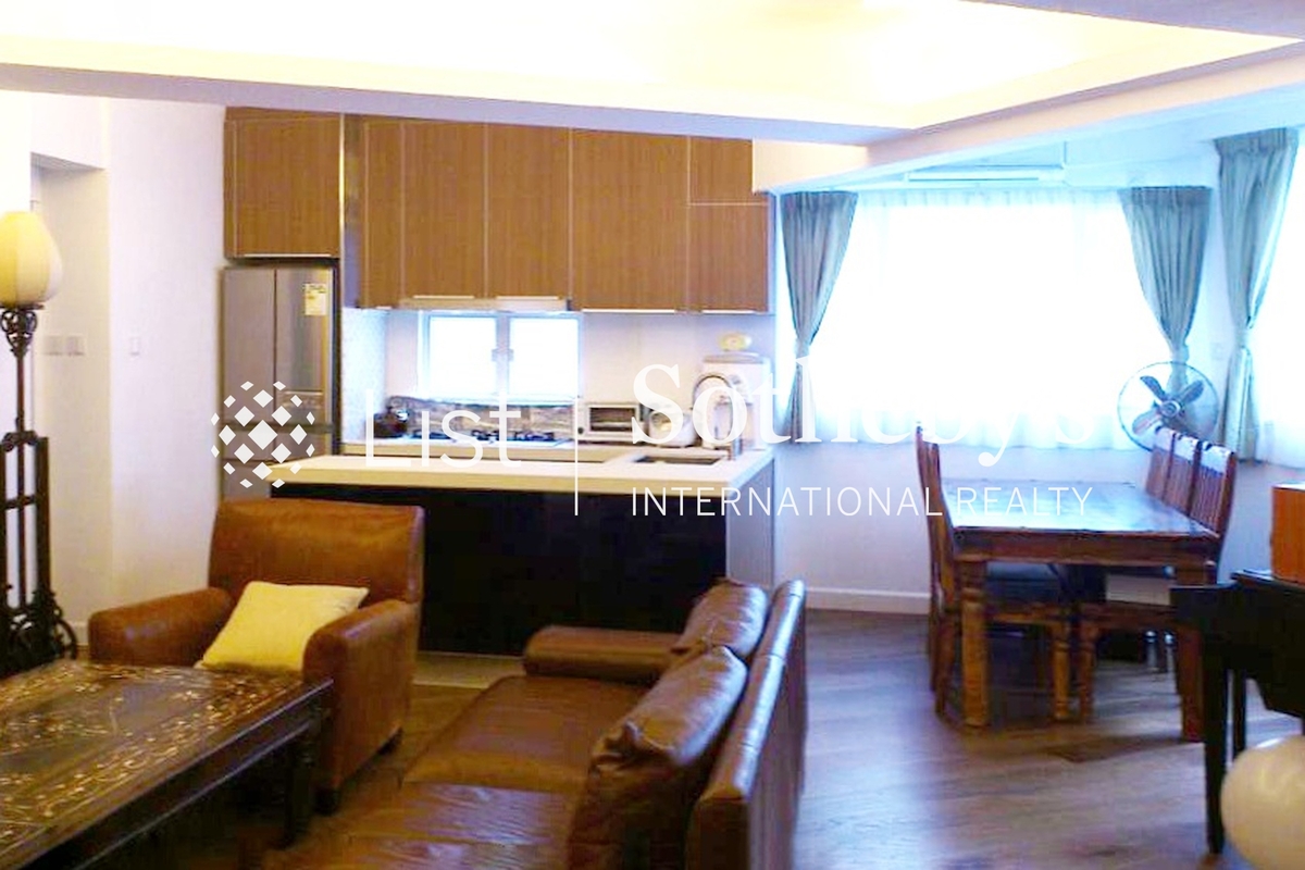 Sing Woo Building 成和大廈 | Living and Dining Room