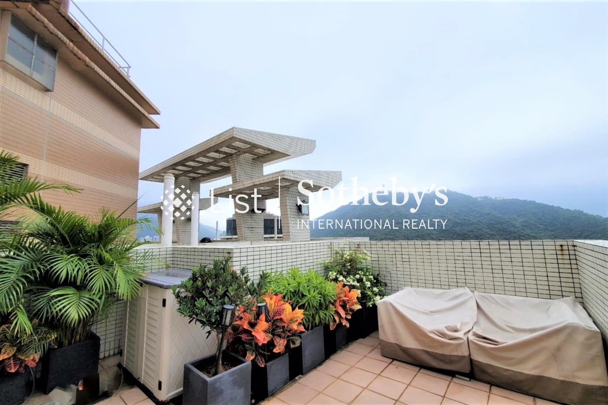 The Merton 泓都 | Private Roof Terrace