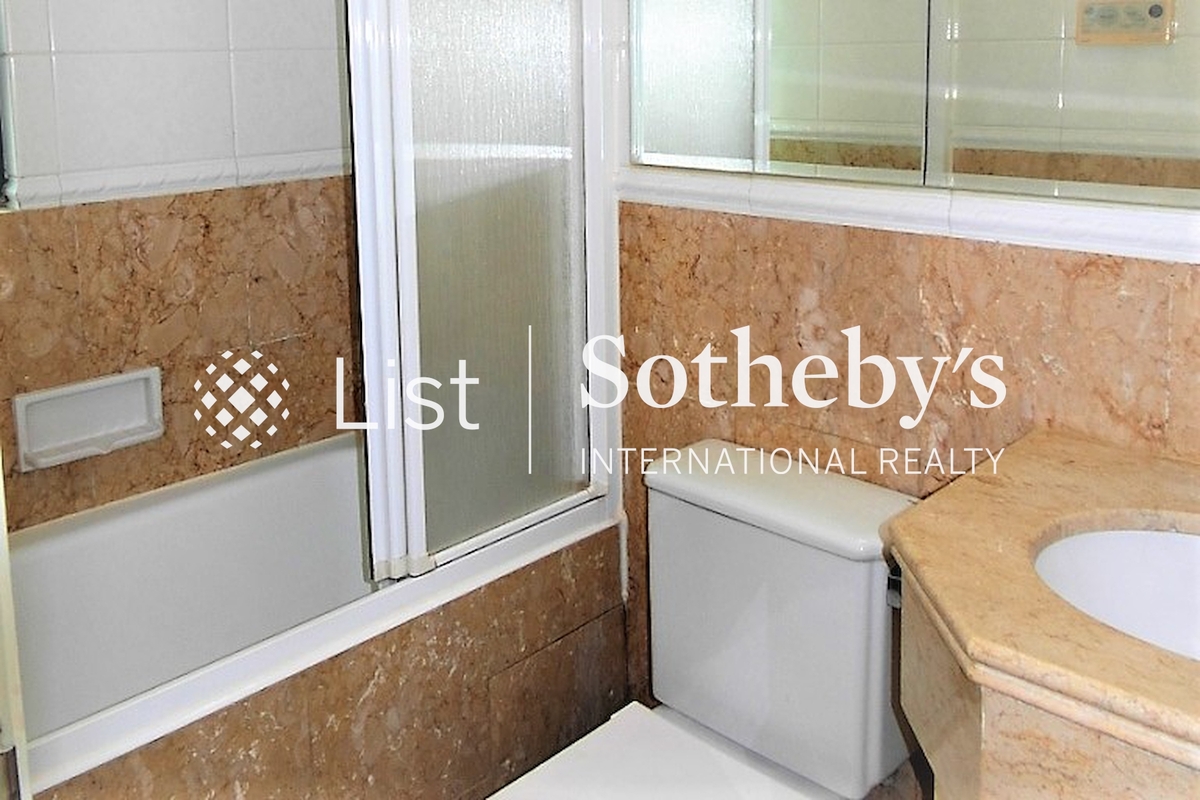 Palm Court 聚安阁 | Master Bathroom