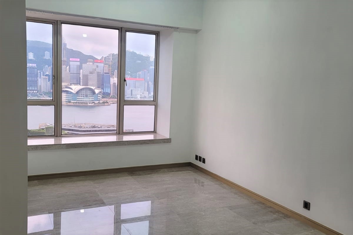 Harbour Pinnacle 凱譽 | Living and Dining Room