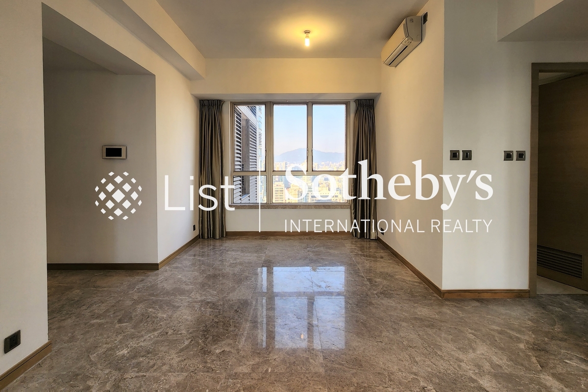 Harbour Pinnacle 凱譽 | Living and Dining Room