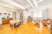 1-1A Sing Woo Crescent 成和坊1-1A號 | Living and Dining Room