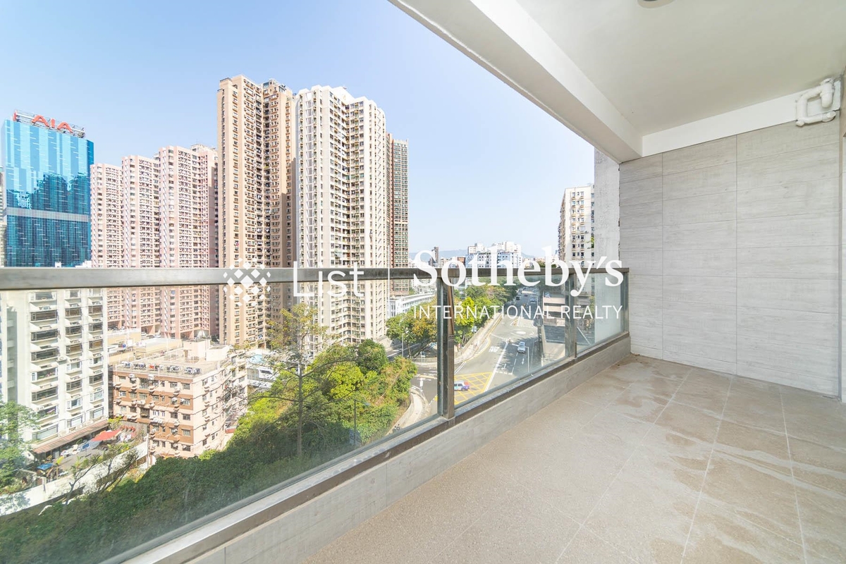 The Highview 高瞻台 | Balcony off Living and Dining Room