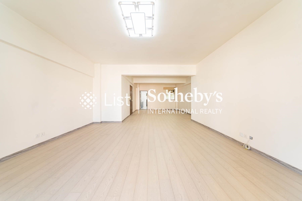 The Highview 高瞻台 | Living and Dining Room