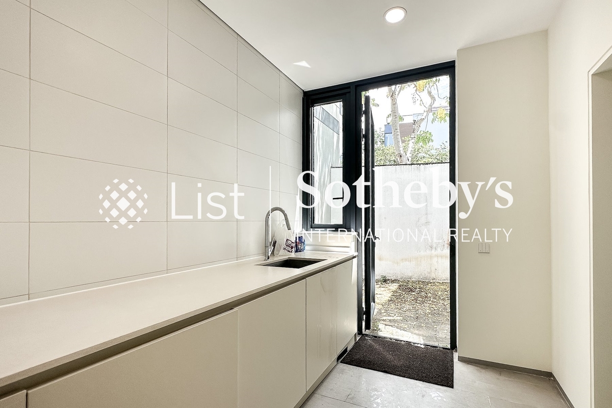 Whitesands Whitesands | Utility Room