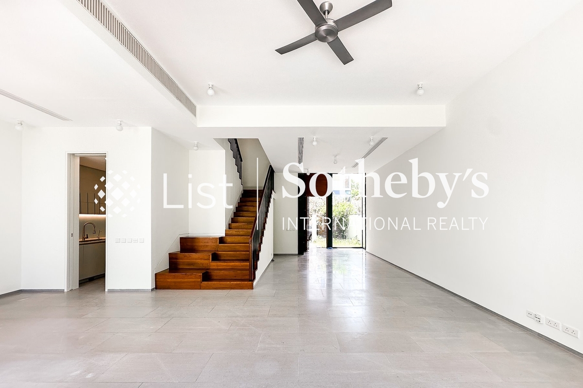 Whitesands Whitesands | Living and Dining Room