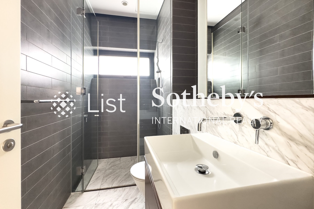 Whitesands Whitesands | Guest Bathroom