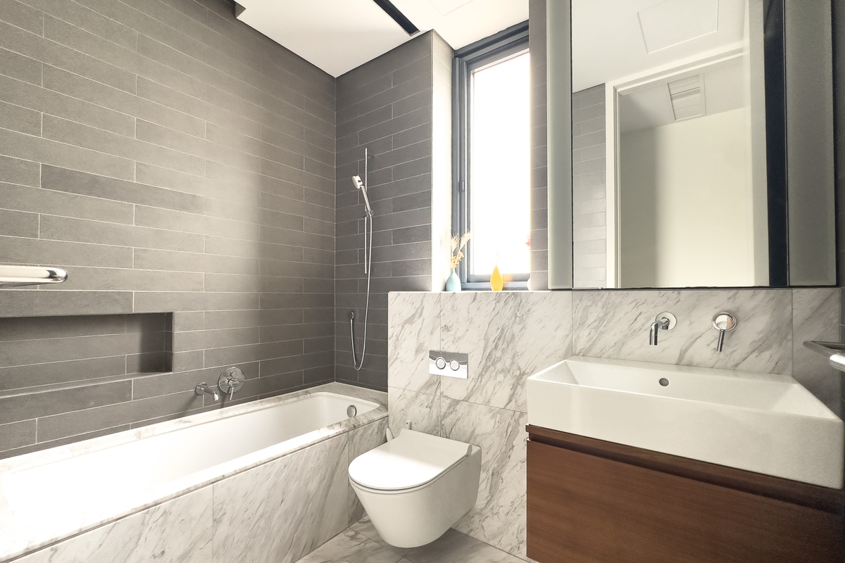 Whitesands Whitesands | Second En-suite Bathroom