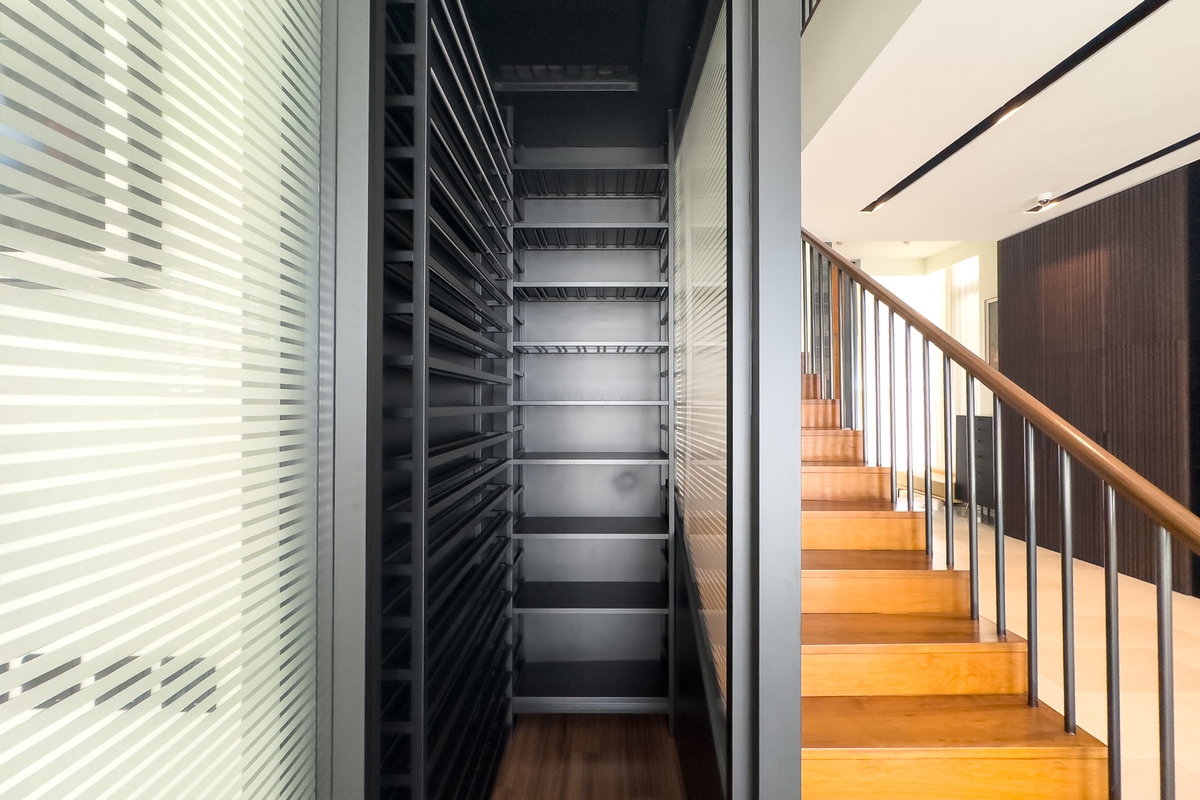Whitesands Whitesands | Built-in Cupboards in Living and Dining Room