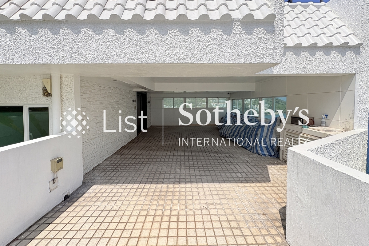 Buena Vista 怡景花園 | Garage and Parking space