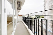 Blue Pool Lodge 愉苑 | Balcony off Living and Dining Room