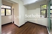 First Mansion 第一大廈 | Master Bedroom