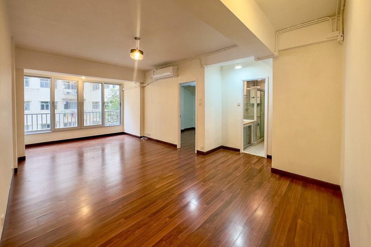 First Mansion 第一大廈 | Living and Dining Room