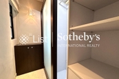 Fairview Height 輝煌臺 | Walk-in Closet in Master Bedroom 